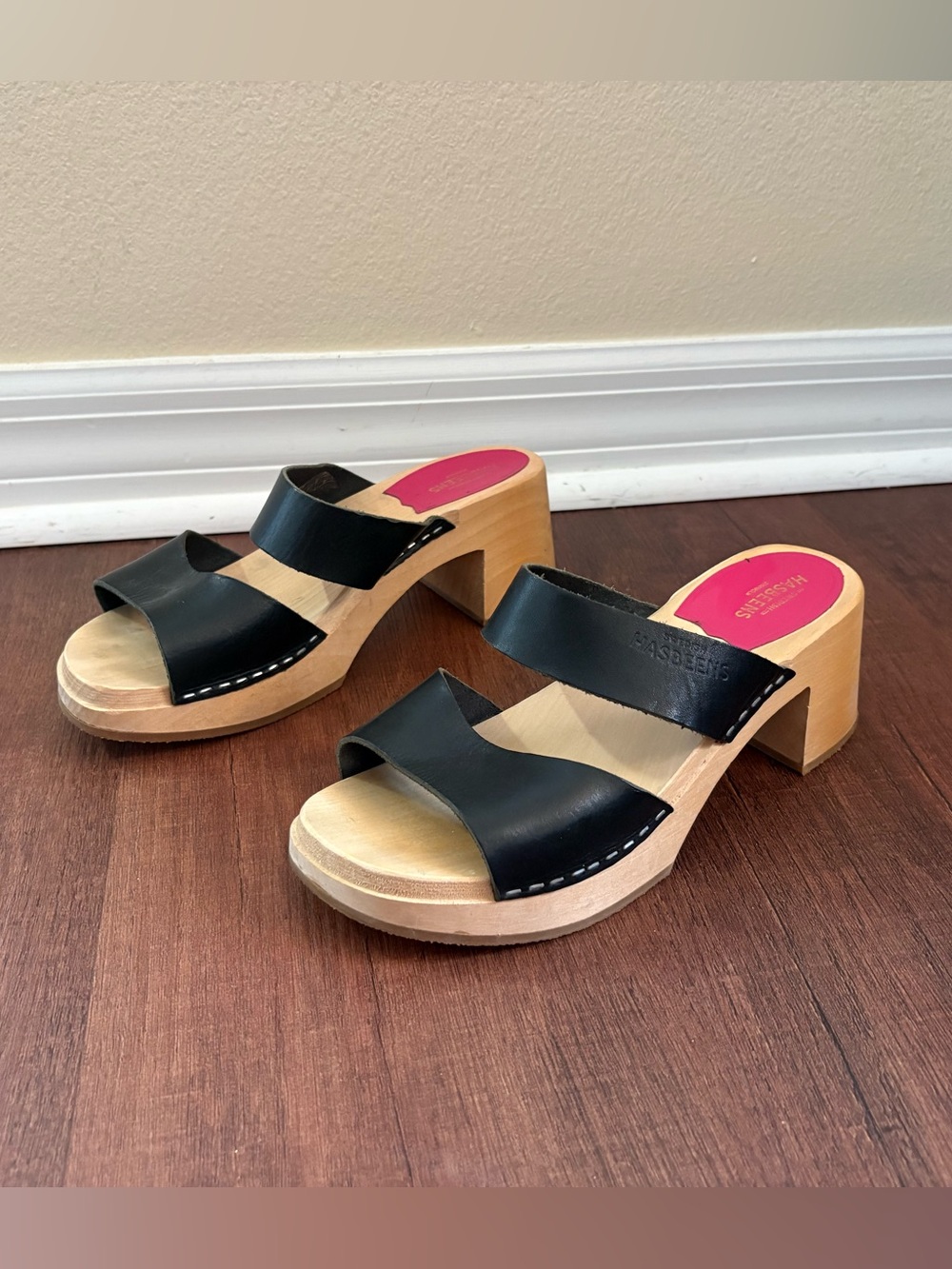 Swedish Hasbeens Black Leather Wood Clog Sandals EU 39 Block Heel Sweden
